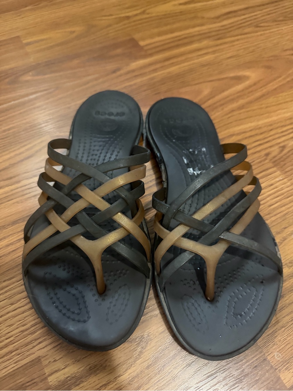 Crocs Huarache Strappy Comfort Outdoor Water Flat sandals 7.